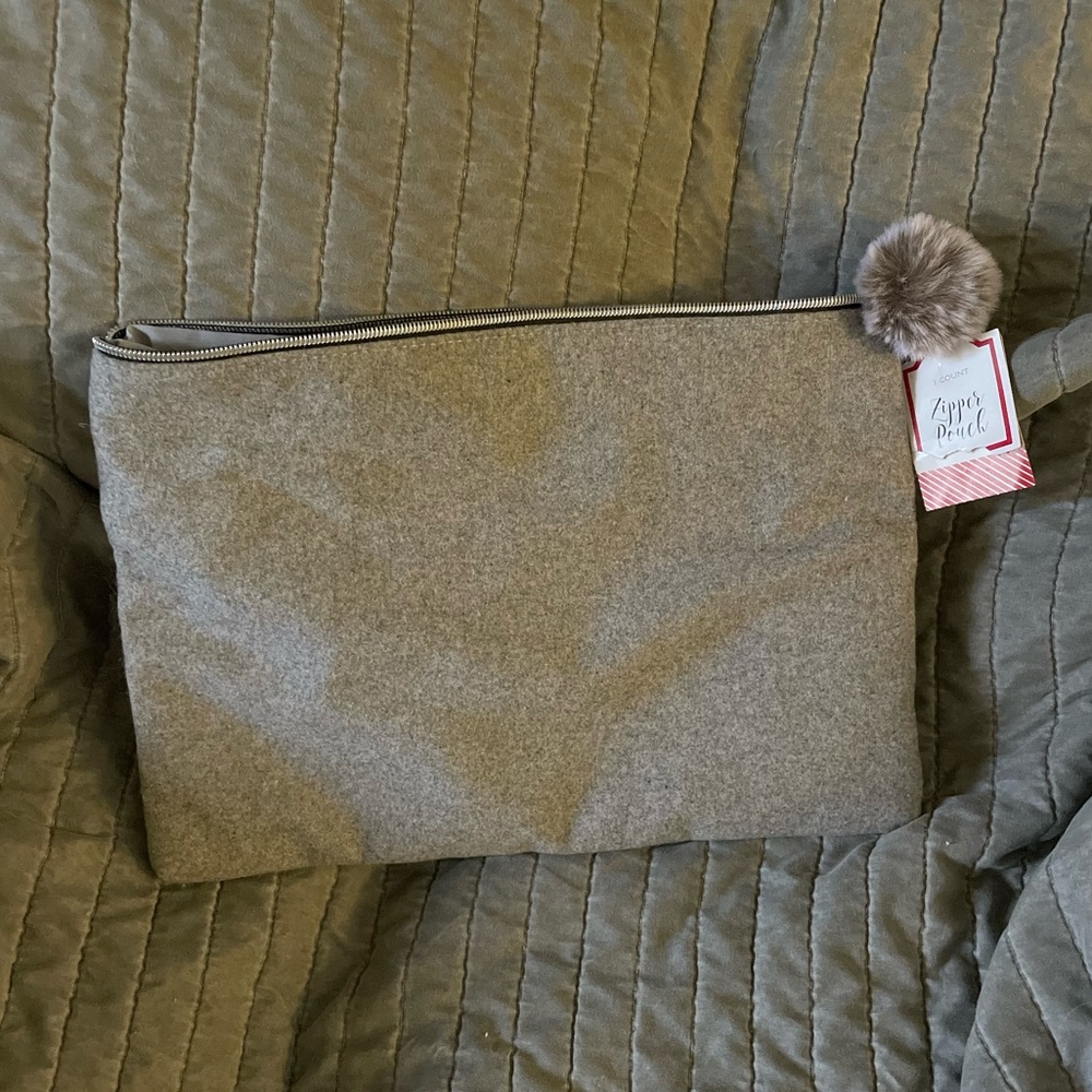 Zipper Pouch